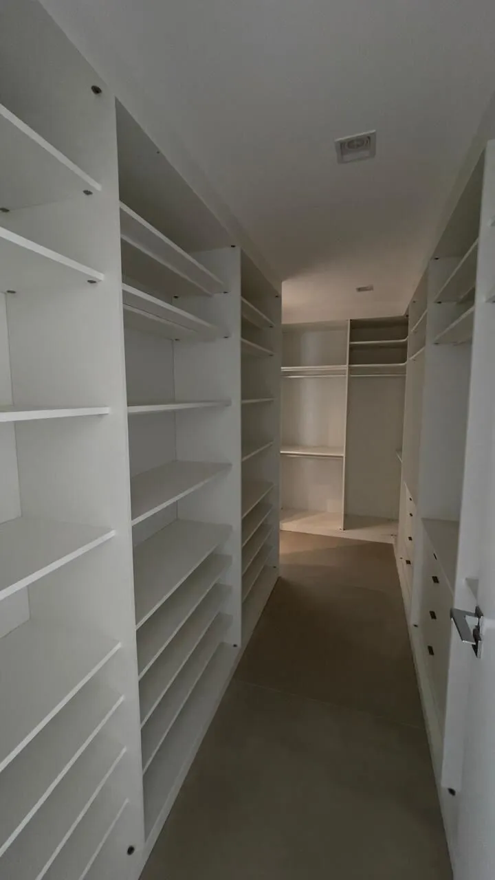 Casa Contemporânea Triplex 1010m² — foto 13