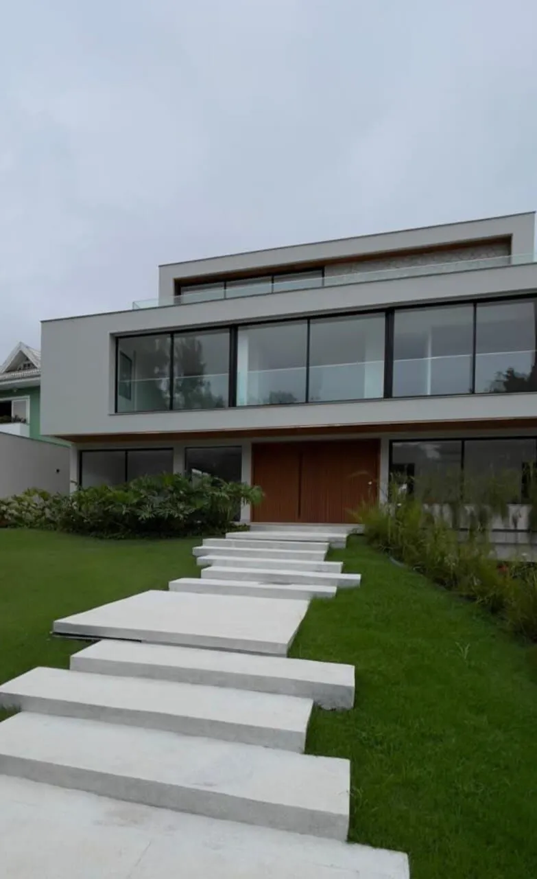 Casa Contemporânea Triplex 1010m² — foto 31